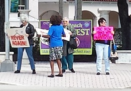Arlene, Sadie, Gloria and Sheila advocate for Choice